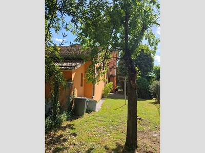 Casa Indipendente in Vendita a Ravenna, zona Savarna, 205'000€, 250 m²