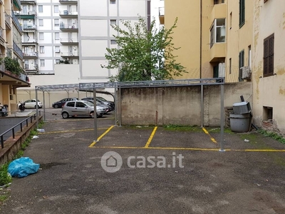 Garage/Posto auto in Affitto in a Firenze