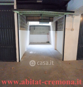 Garage/Posto auto in Affitto in Via Dante Ruffini 22 a Cremona