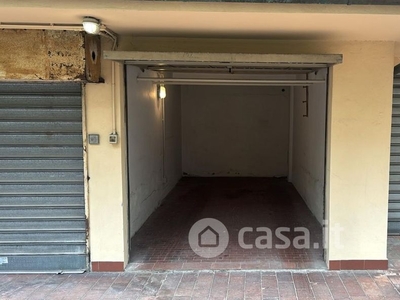 Garage/Posto auto in Affitto in Via del Madonnone 7 a Firenze