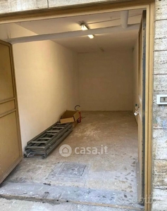 Garage/Posto auto in Affitto in Via Pietro Aretino a Roma