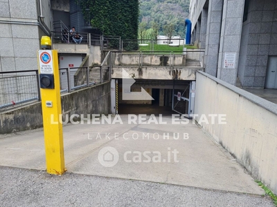 Garage/Posto auto in Affitto in Via Torriani a Como
