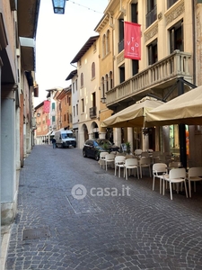 Negozio/Locale commerciale in Affitto in Corso Vittorio Emanuele 15 /a a Pordenone