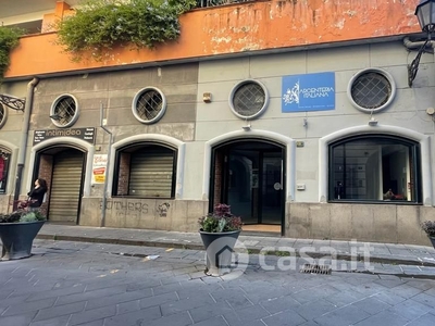 Negozio/Locale commerciale in Affitto in Corso VITTORIO EMANUELE a Nocera Inferiore