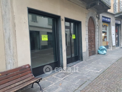 Negozio/Locale commerciale in Affitto in Via Garibaldi 36 a Morbegno