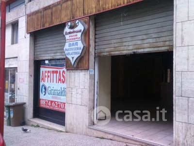 Negozio/Locale commerciale in Affitto in Via Monforte a Campobasso