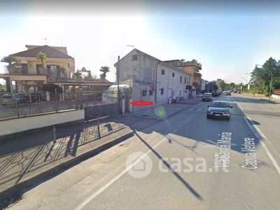 Negozio/Locale commerciale in Affitto in Via Santa Maria Capua Vetere a Capua