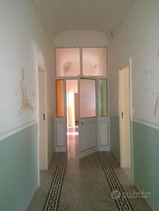 Ufficio/Studio - Fronte villa mimosa - Centrale