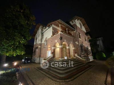 Villa in Affitto in Via Pierfortunato Calvi 3 a Cesano Maderno