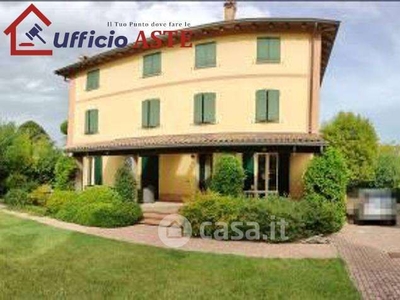 Villa in Vendita in Via Premilcuore 153 a Ravenna