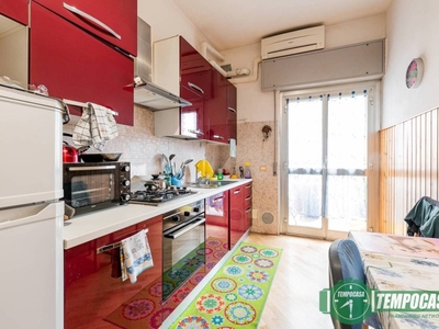 Appartamento in vendita a San Giuliano Milanese via Francesco Baracca, 11