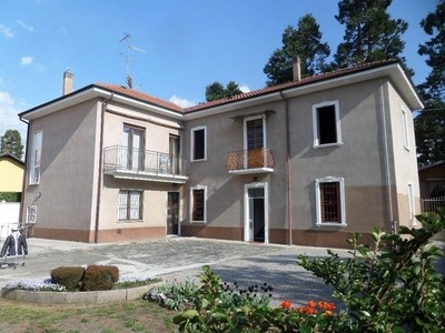 Casa Indipendente in vendita a Rescaldina via g. Rusconi Clerici, 15