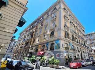 Appartamento in Vendita in Piazza Giuseppe Garibaldi a Napoli