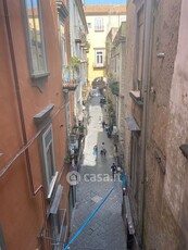 Appartamento in Vendita in Strada dell'Anticaglia 13 a Napoli