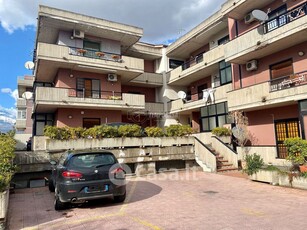 Appartamento in Vendita in Via Antonio Gramsci a Gravina di Catania