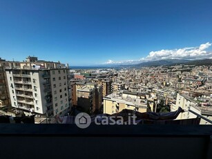 Appartamento in Vendita in Via Antonio Sant'Elia a Genova