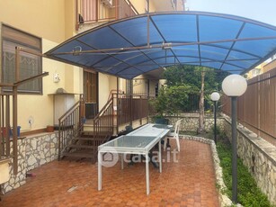 Appartamento in Vendita in Via Averroè 1 a Palermo