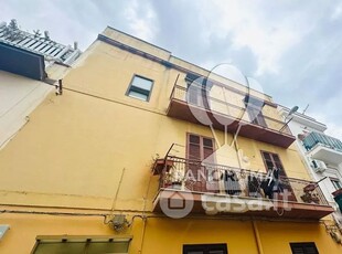 Appartamento in Vendita in Via Castore 18 a Palermo
