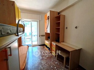 Appartamento in Vendita in Via del Brasile a Genova