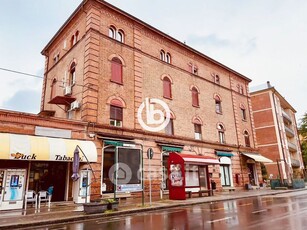 Appartamento in Vendita in Via Francesco Zanardi 83 a Bologna