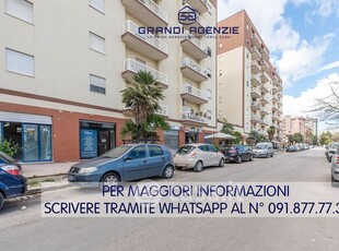 Appartamento in Vendita in Via Generale Domenico Chinnici 34 a Palermo