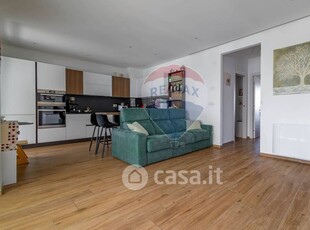 Appartamento in Vendita in Via Mario Giannini 1 a Bari