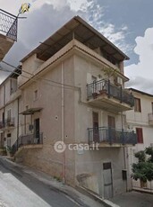 Appartamento in Vendita in Via Partinico 2 a Borgetto
