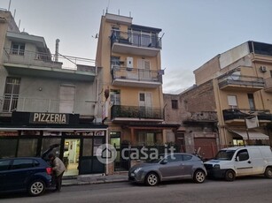 Appartamento in Vendita in Via Pomara 78 a Palermo