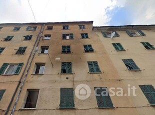 Appartamento in Vendita in Via Rivarolo 32 a Genova