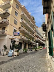 Appartamento in Vendita in Via San Filippo 11 a Napoli