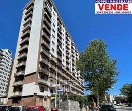 Appartamento in Vendita in Via TRINACRIA a Palermo