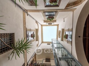 Appartamento in Vendita in Via Vittorio Emanuele a Palermo