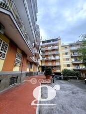 Appartamento in Vendita in Viale Colli Aminei a Napoli