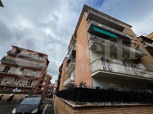 Appartamento in Via Dei Bichi, Roma (RM)