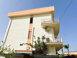 Appartamento in Via Delle Dalie, 5, Agrigento (AG)