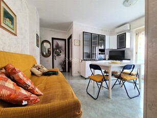 Bilocale in Affitto a Catanzaro, zona Lido Porto, 1'200€, 50 m², arredato