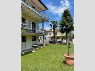 Casa Indipendente in Vendita a Treviso, zona Zona Ospedale, 495'000€, 440 m²