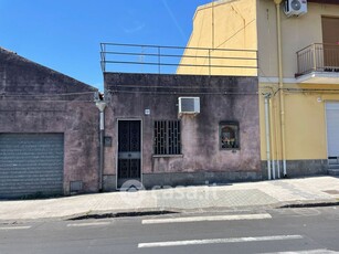 Casa indipendente in Vendita in Corso Italia a Acireale