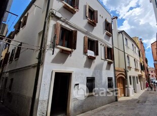 Casa indipendente in Vendita in Rione Duomo a Chioggia