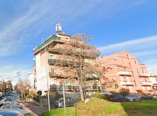 Casa indipendente in Vendita in Via Badia a Palermo