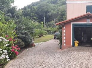 Casa Indipendente in Via Rio Bascio, 2, Savona (SV)
