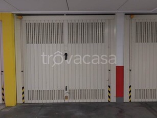 Garage / posto auto in vendita a Monza Monza Brianza
