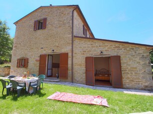 Moderna villa ad Apecchio con piscina in comune