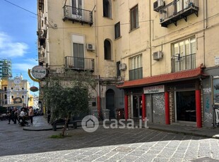 Negozio/Locale commerciale in Vendita in Via Giulio Cesare Cortese 6 a Napoli