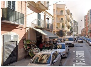 Negozio/Locale commerciale in Vendita in Via Trevisani 50 a Bari