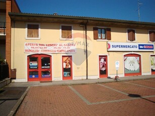 Negozio / Locale in vendita a San Giovanni Lupatoto - Zona: Raldon