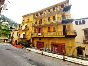 Palazzo in Vendita in Via Lo Nigro 27 a Altofonte