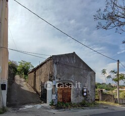 Rustico/Casale in Vendita in Via Castelnuovo Don Bosco a Acireale
