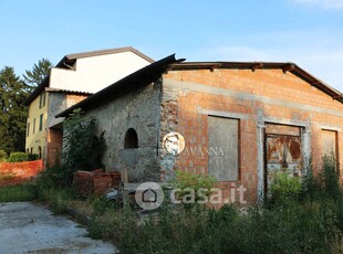 Rustico/Casale in Vendita in Via Monte a Montechiarugolo