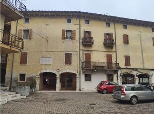 Ufficio / Studio in vendita a Sant'Ambrogio di Valpolicella - Zona: Sant'Ambrogio di Valpolicella
